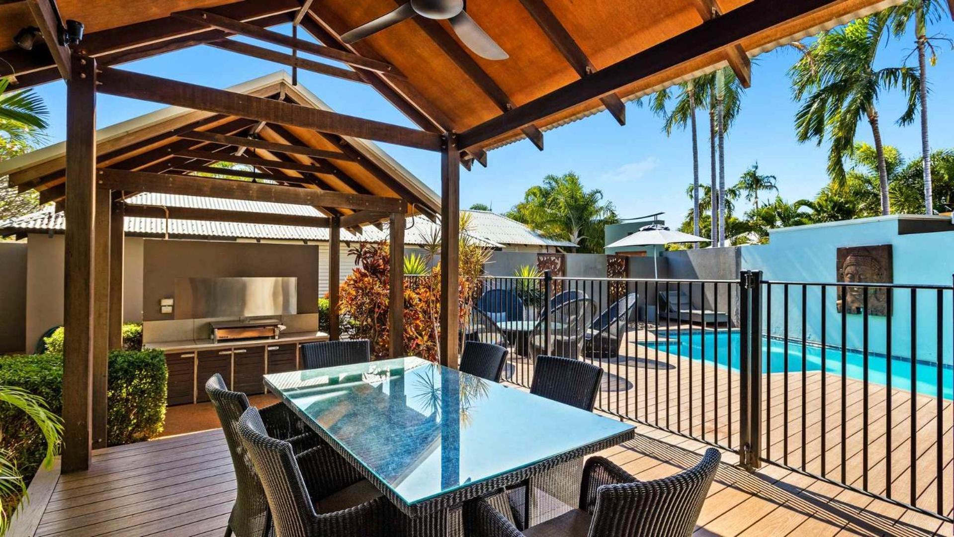 The Pearle Of Cable Beach Broome Exterior photo